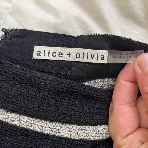 Alice+Olivia Mini Skort - Picture 3 of 3